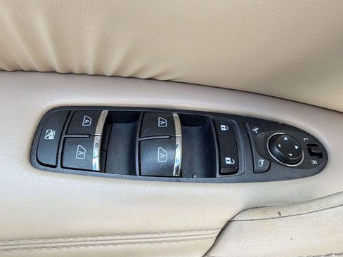 Used 2018 Nissan Armada SL w/ Premium Package image 11