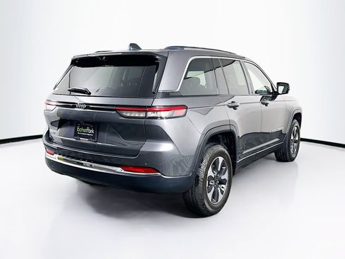 Used 2022 Jeep Grand Cherokee Limited 4xe w/ Luxury Tech Group II AWD/4WD image 9