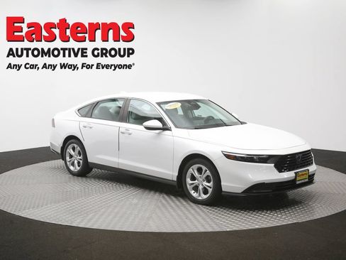 Used 2023 Honda Accord LX image 48