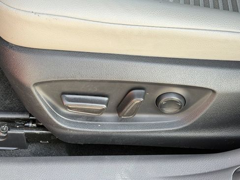 Used 2024 Toyota Camry SE FWD image 18