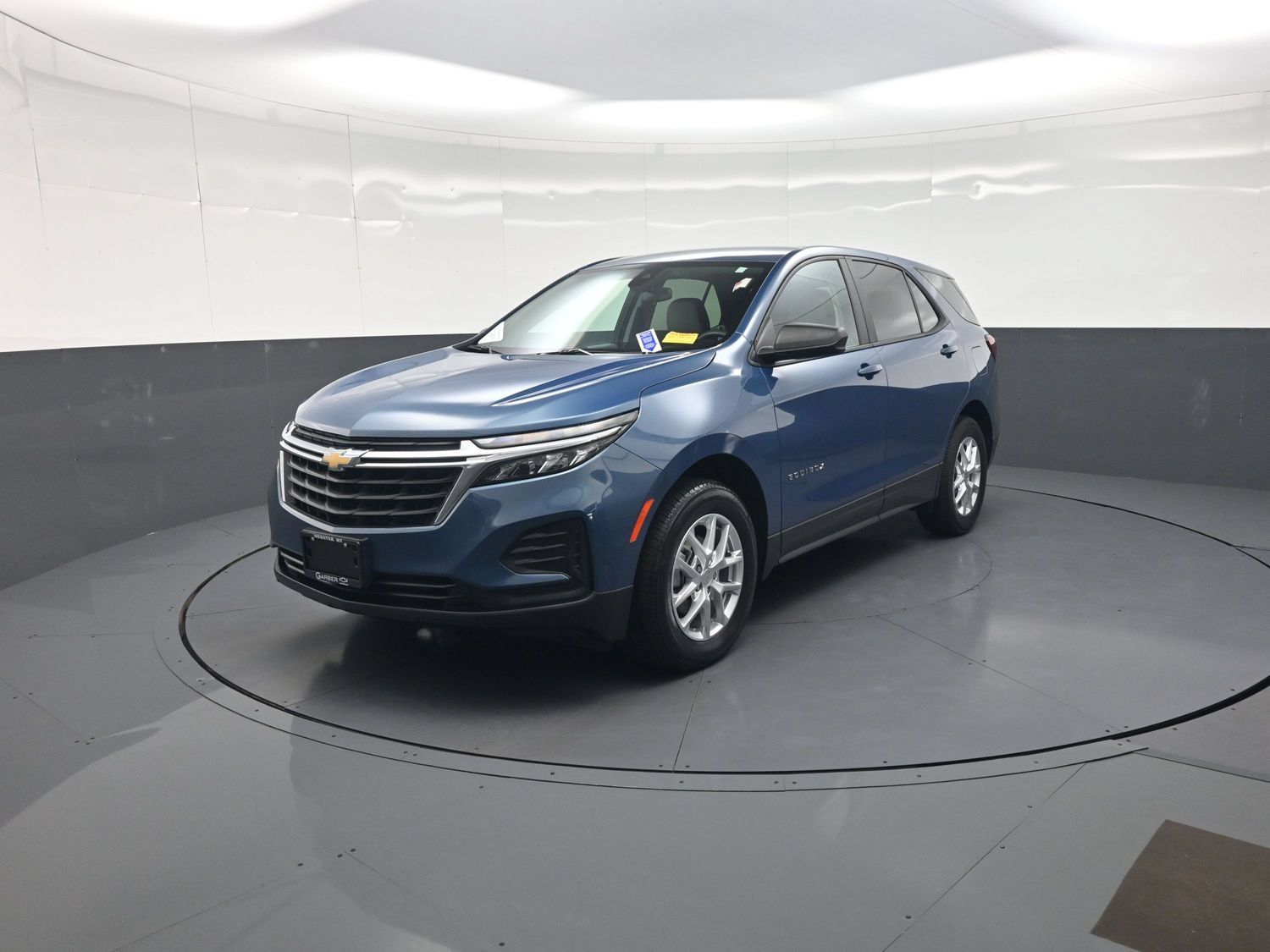 Used 2024 Chevrolet Equinox LS w/ LS Convenience Package AWD/4WD image 7