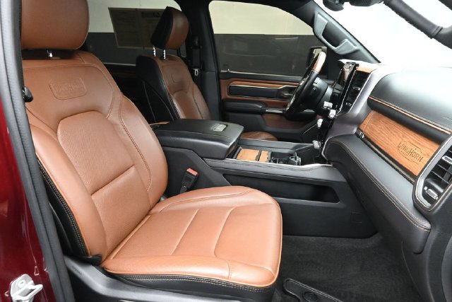 Used 2022 RAM 1500 Limited AWD/4WD image 36
