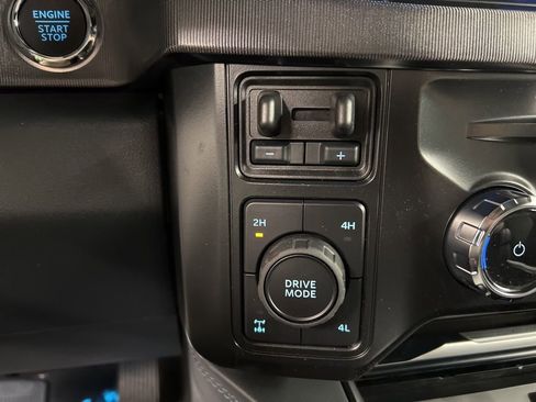 New 2026 Ford F250 Platinum image 17