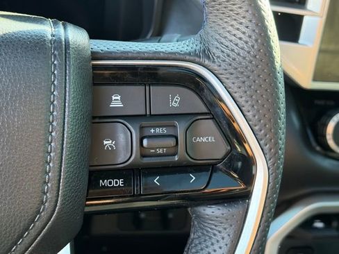 Used 2024 Toyota Tundra Platinum image 19