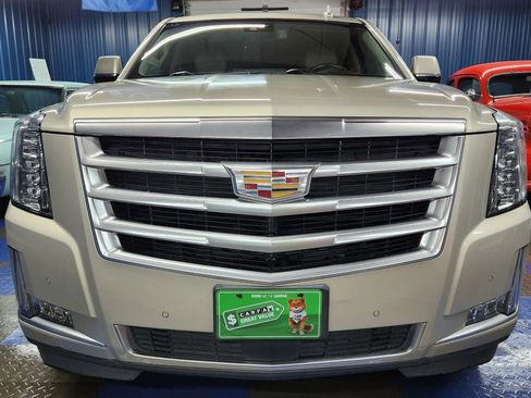 Used 2015 Cadillac Escalade Premium image 76
