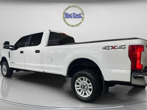 Used 2018 Ford F250 XLT AWD/4WD image 3