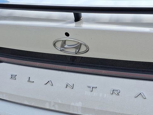 Used 2023 Hyundai Elantra N image 29