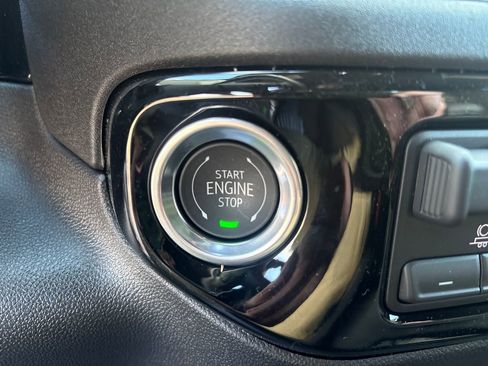 New 2026 GMC Sierra 1500 4x4 Crew Cab Elevation image 24