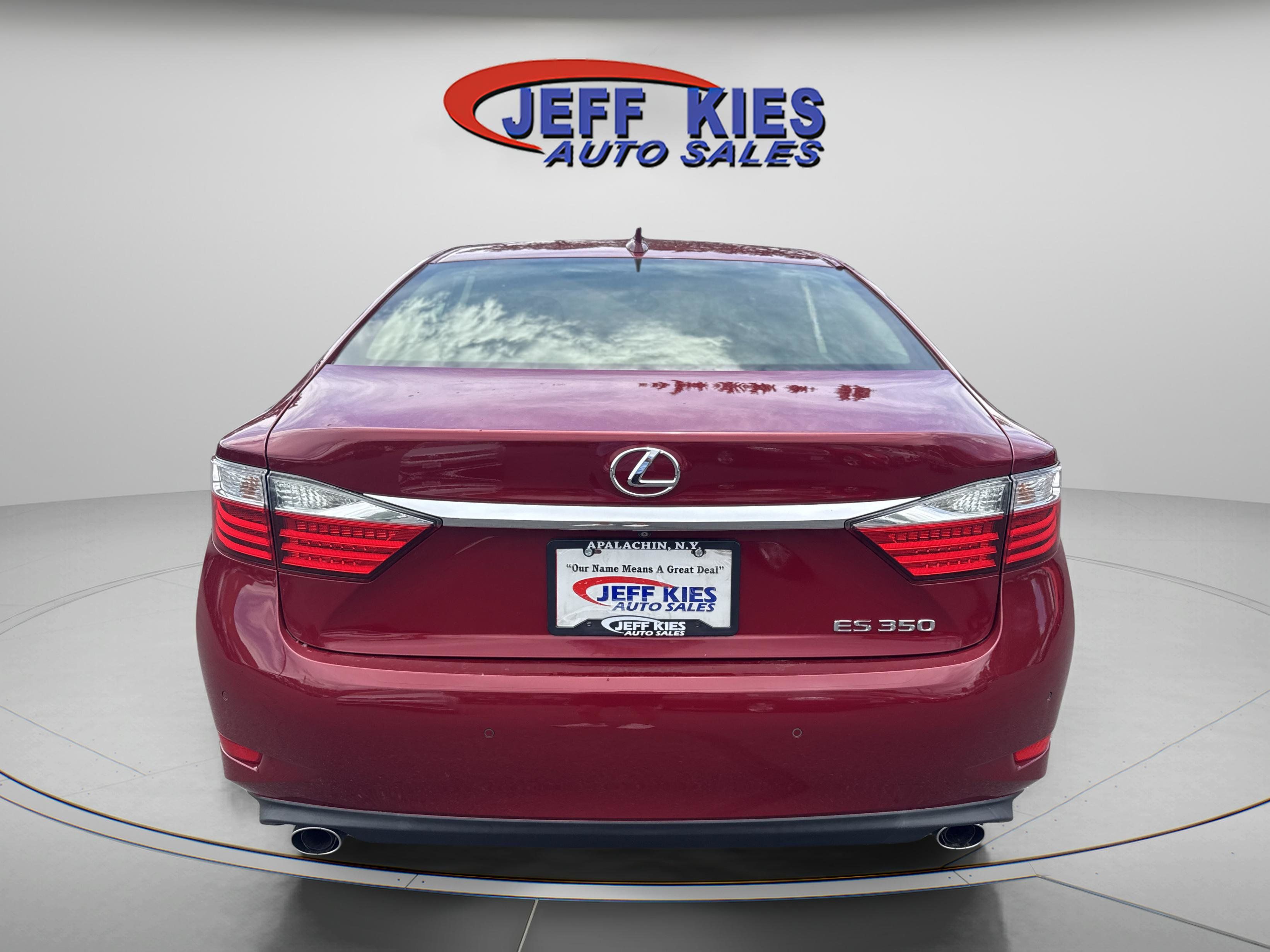 Used 2015 Lexus ES 350 w/ Luxury Package FWD image 5