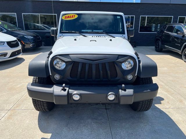 Used 2015 Jeep Wrangler Unlimited Sport AWD/4WD image 2