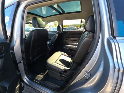 Used 2023 Volkswagen Atlas SEL image 25