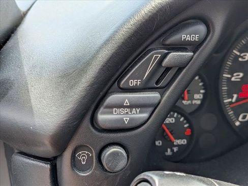 Used 2004 Chevrolet Corvette Z06 w/ Memory Package RWD image 17