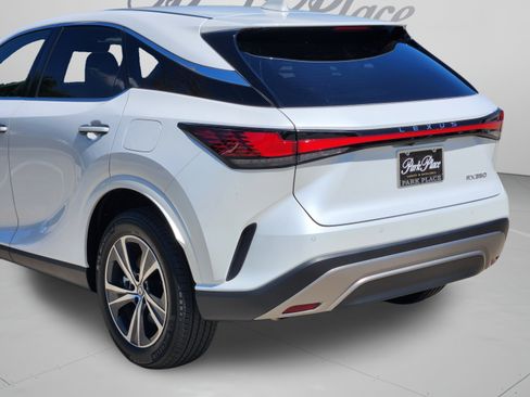 Used 2025 Lexus RX 350 FWD w/ Technology Package image 29