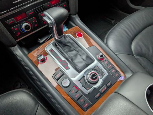 Used 2015 Audi Q7 TDI Prestige image 29