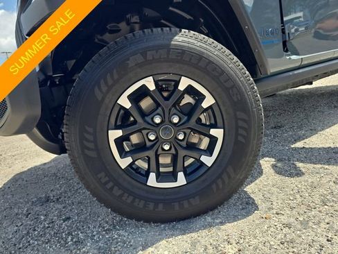 Used 2024 Jeep Wrangler Unlimited Rubicon 4xe AWD/4WD image 28