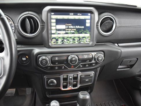 Used 2021 Jeep Gladiator Overland w/ Popular Equipment Package image 18