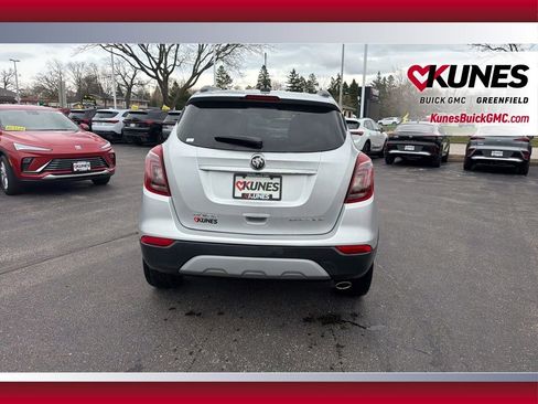 Used 2018 Buick Encore Preferred image 5