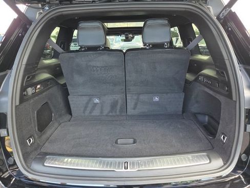 Used 2023 Jeep Grand Cherokee L Overland RWD image 16