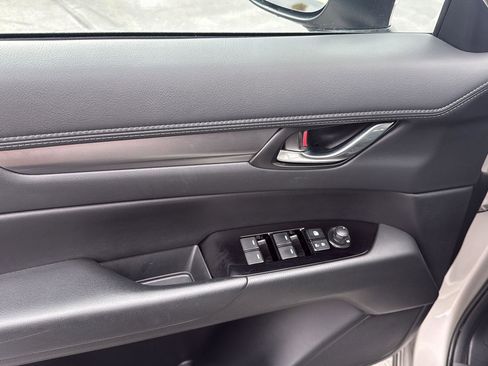 Used 2025 MAZDA CX-5 AWD 2.5 S w/ Select Package image 13