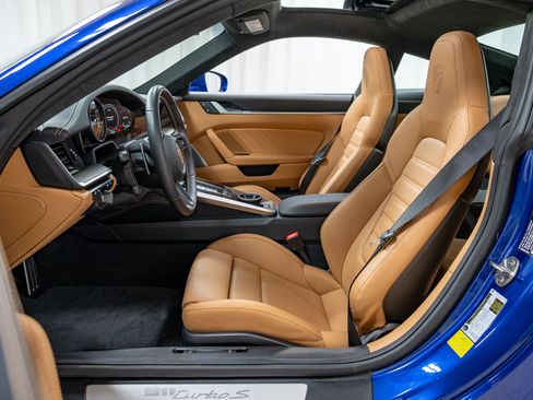 Certified 2024 Porsche 911 Turbo S AWD/4WD image 19