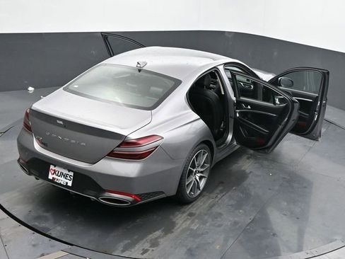 Used 2025 Genesis G70 2.5T image 64