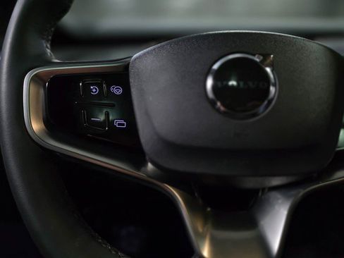 Used 2025 Volvo EX30 Plus image 19