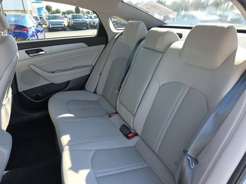 Used 2018 Hyundai Sonata SEL w/ Tech Package 02 image 7