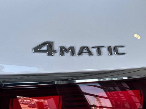 New 2026 Mercedes-Benz GLS 580 4MATIC image 6