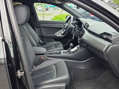 Used 2025 Audi Q3 2.0T Premium AWD/4WD image 11
