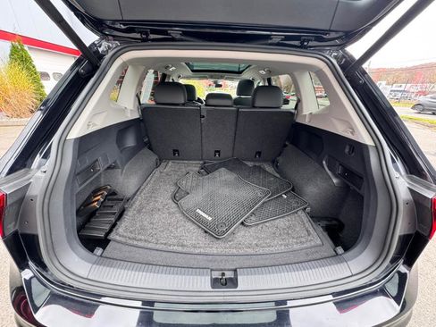 Used 2019 Volkswagen Tiguan SEL Premium image 18