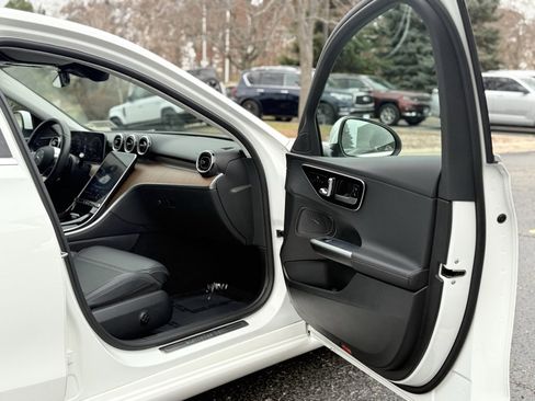 Used 2022 Mercedes-Benz C 300 Sedan image 26