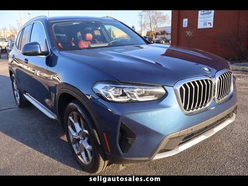 Used 2023 BMW X3 xDrive30i w/ Premium Package image 1