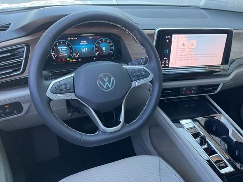New 2026 Volkswagen Atlas SE FWD image 35