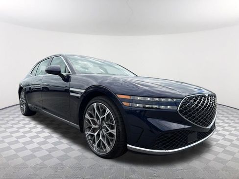 Used 2025 Genesis G90 3.5T AWD/4WD image 3