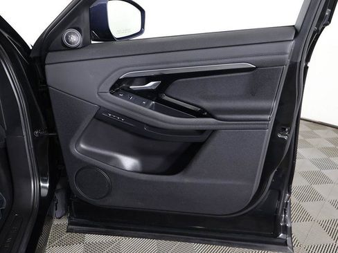 Used 2020 Land Rover Range Rover Evoque SE image 27