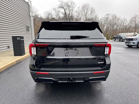 New 2026 Ford Explorer ST-Line image 8