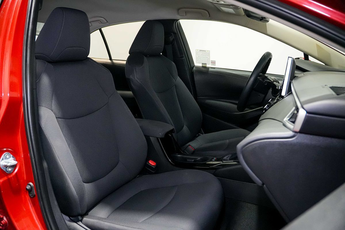 Used 2021 Toyota Corolla LE FWD image 20