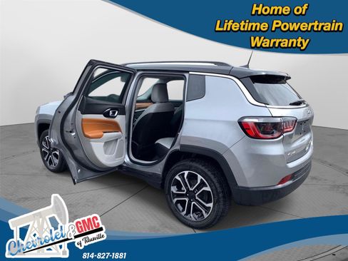 Used 2022 Jeep Compass Limited image 28