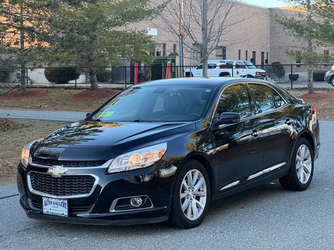 Used 2016 Chevrolet Malibu LTZ image 3