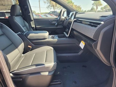 New 2026 GMC Sierra EV Elevation image 17