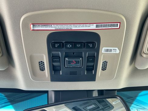 Used 2020 Toyota Camry XLE w/ Driver Assist Package FWD image 31