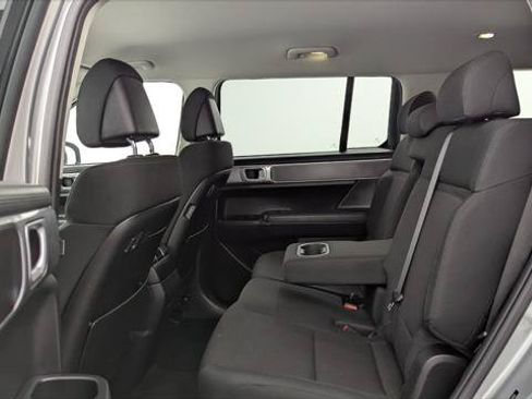 Used 2024 Hyundai Santa Fe SE FWD image 18