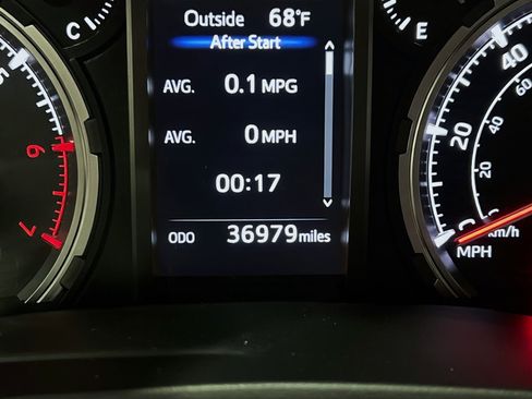 Used 2024 Toyota 4Runner TRD Sport w/ Technology Package AWD/4WD image 8
