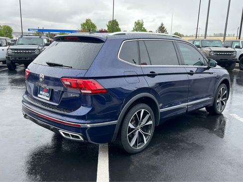 Used 2022 Volkswagen Tiguan SEL R-Line AWD/4WD image 7