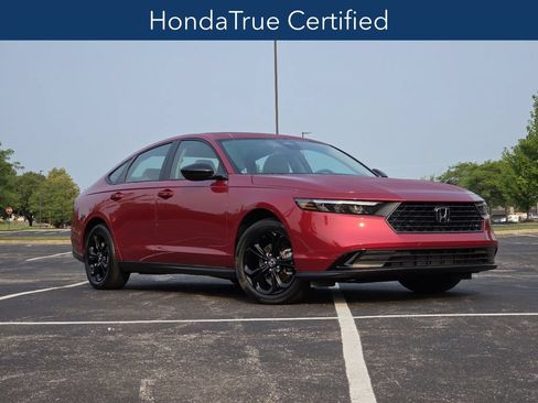 Certified 2025 Honda Accord SE image 3