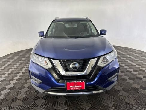 Used 2018 Nissan Rogue SV w/ Sun & Sound Touring Package AWD/4WD image 2