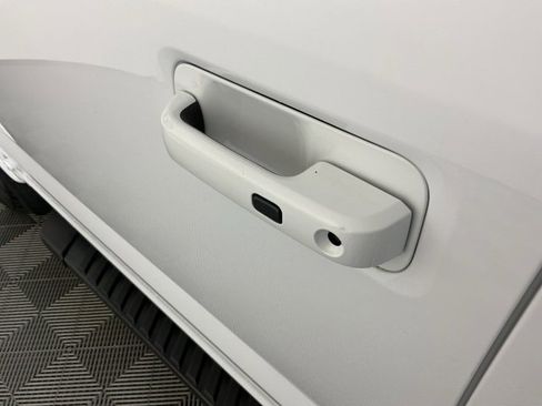 Used 2020 Ford F150 Lariat w/ Equipment Group 502A Luxury image 12