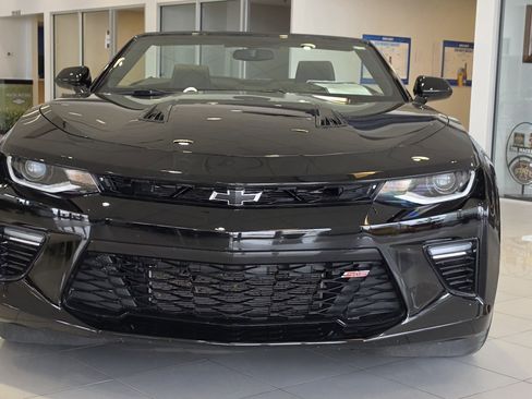 Used 2016 Chevrolet Camaro SS image 8