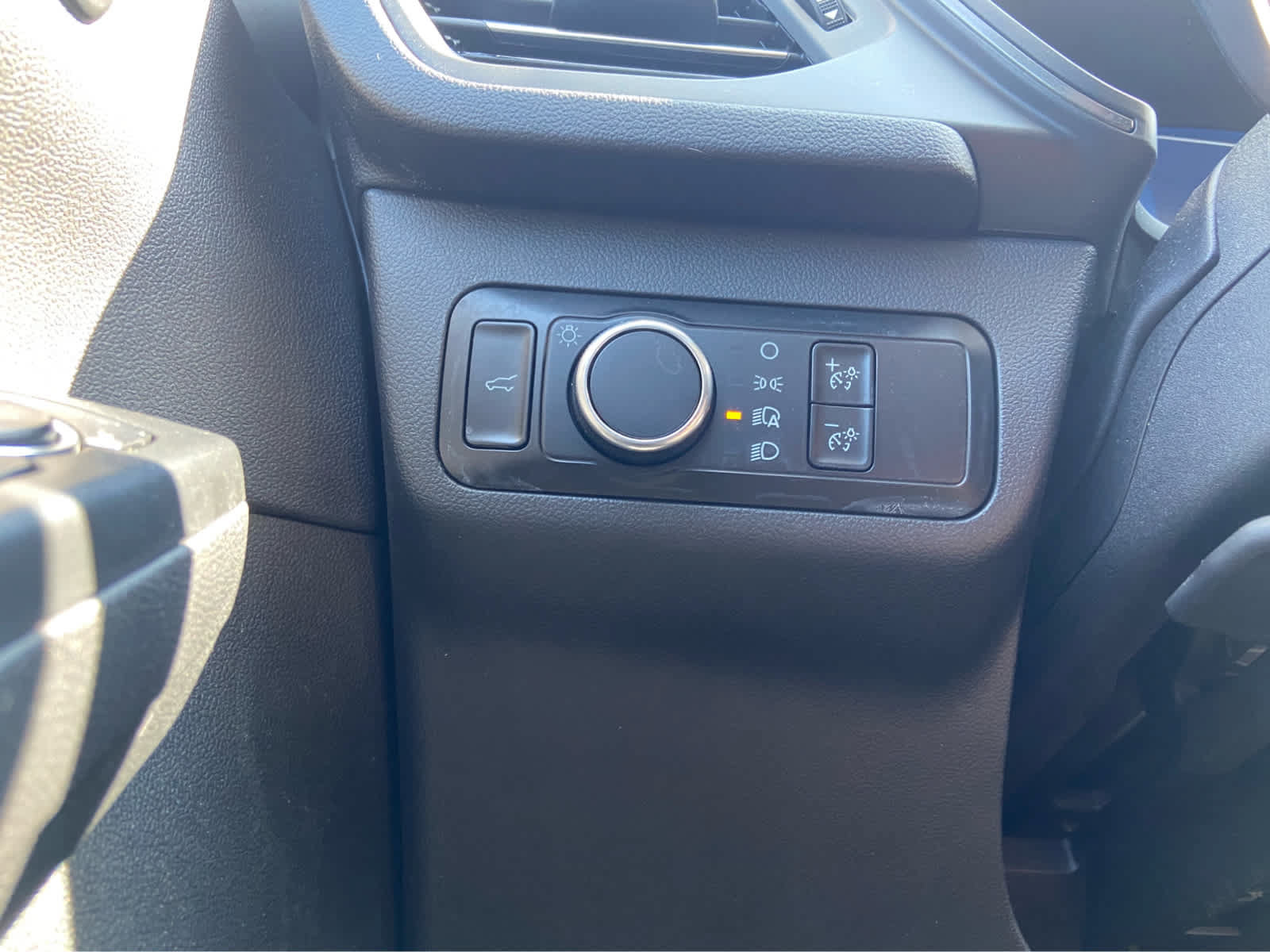 Used 2023 Ford Escape Active w/ Tech Pack #2 AWD/4WD image 22
