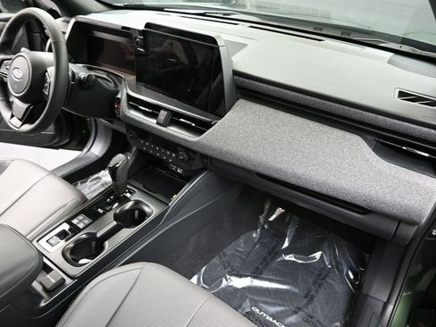 Certified 2026 Subaru Outback Limited XT AWD/4WD image 13